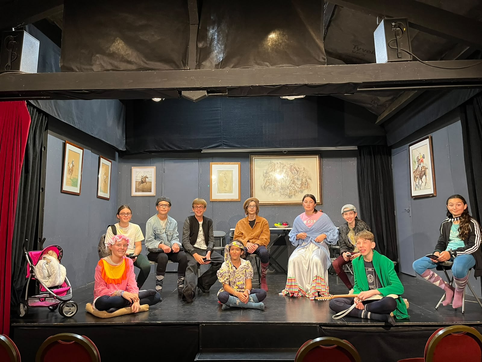 Représentation de théâtre à l'académie